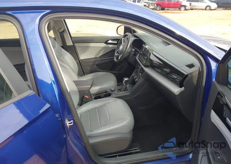 2022 Volkswagen Taos 1.5T S z USA, uszkodzony, nr VIN 3VVMX7B27NM024080